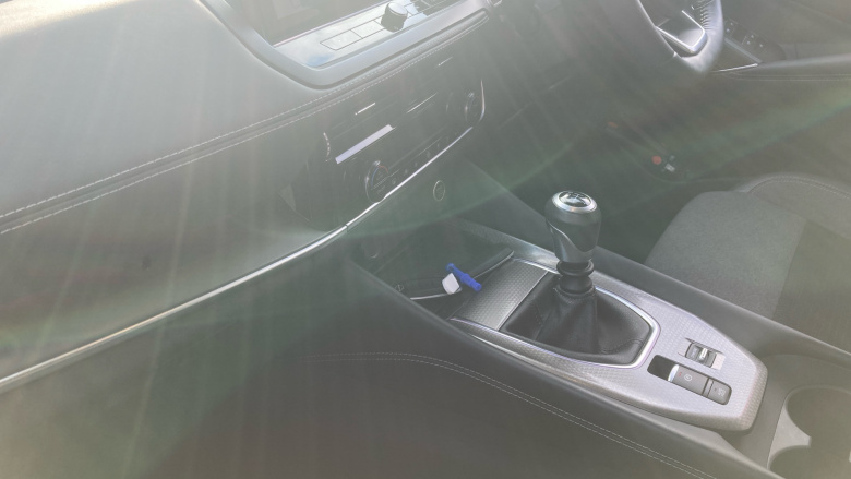 Nissan Qashqai 1.3 DiG-T MH N-Connecta 5dr Petrol Hatchback